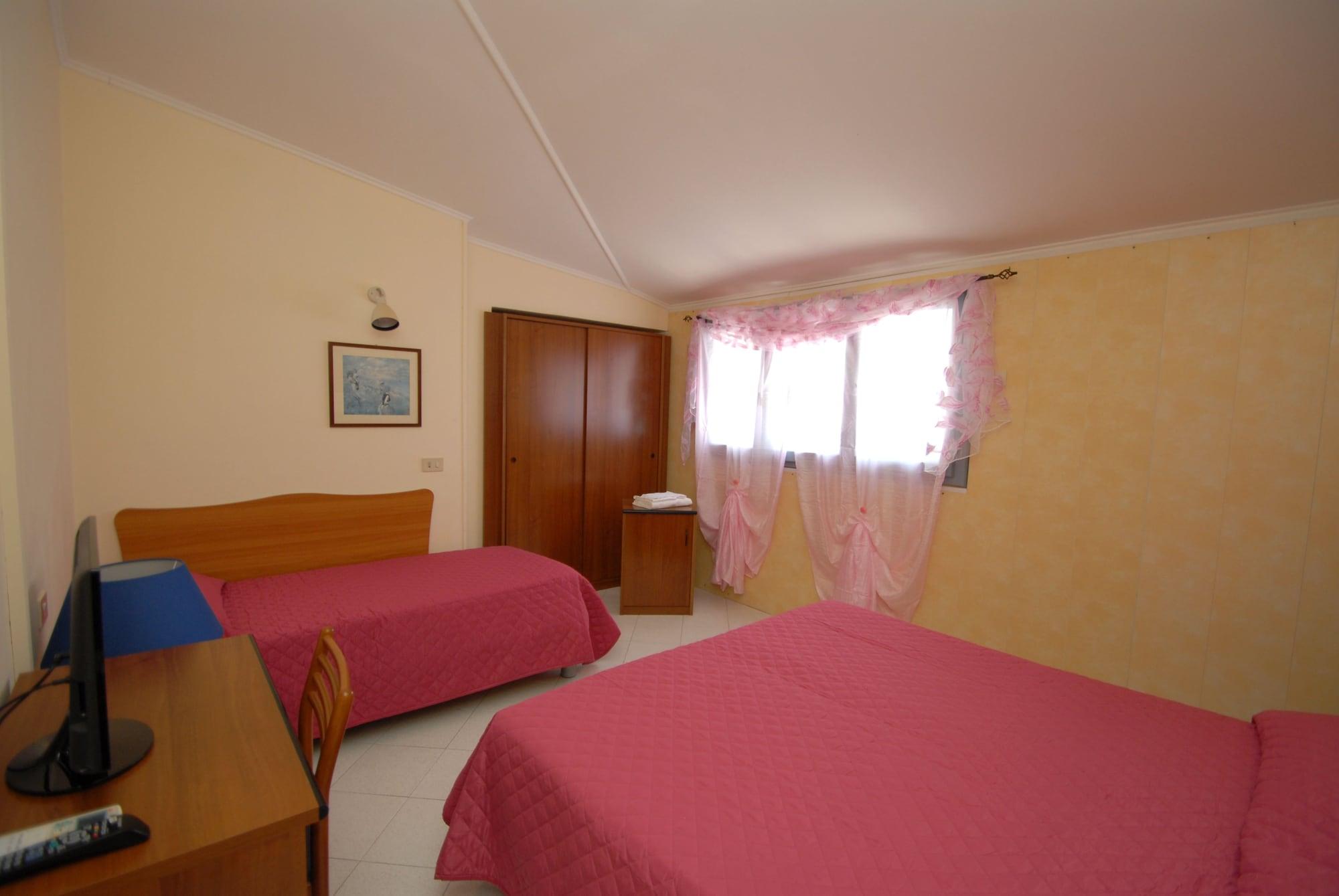 Hotel Baia Del Sorriso Castiglioncello Dış mekan fotoğraf