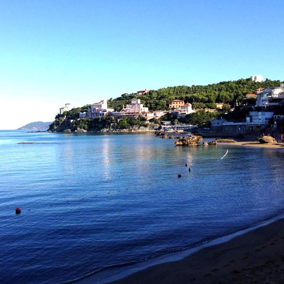 Hotel Baia Del Sorriso Castiglioncello Dış mekan fotoğraf