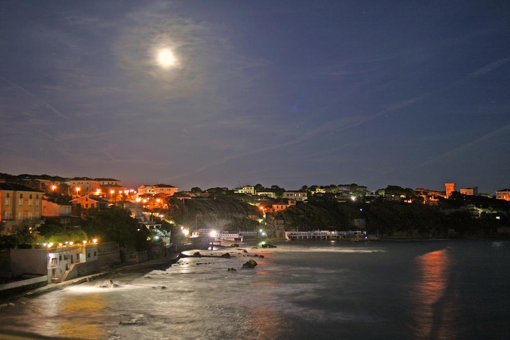 Hotel Baia Del Sorriso Castiglioncello Dış mekan fotoğraf